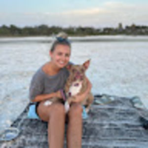 Meet your Posher, Gillian